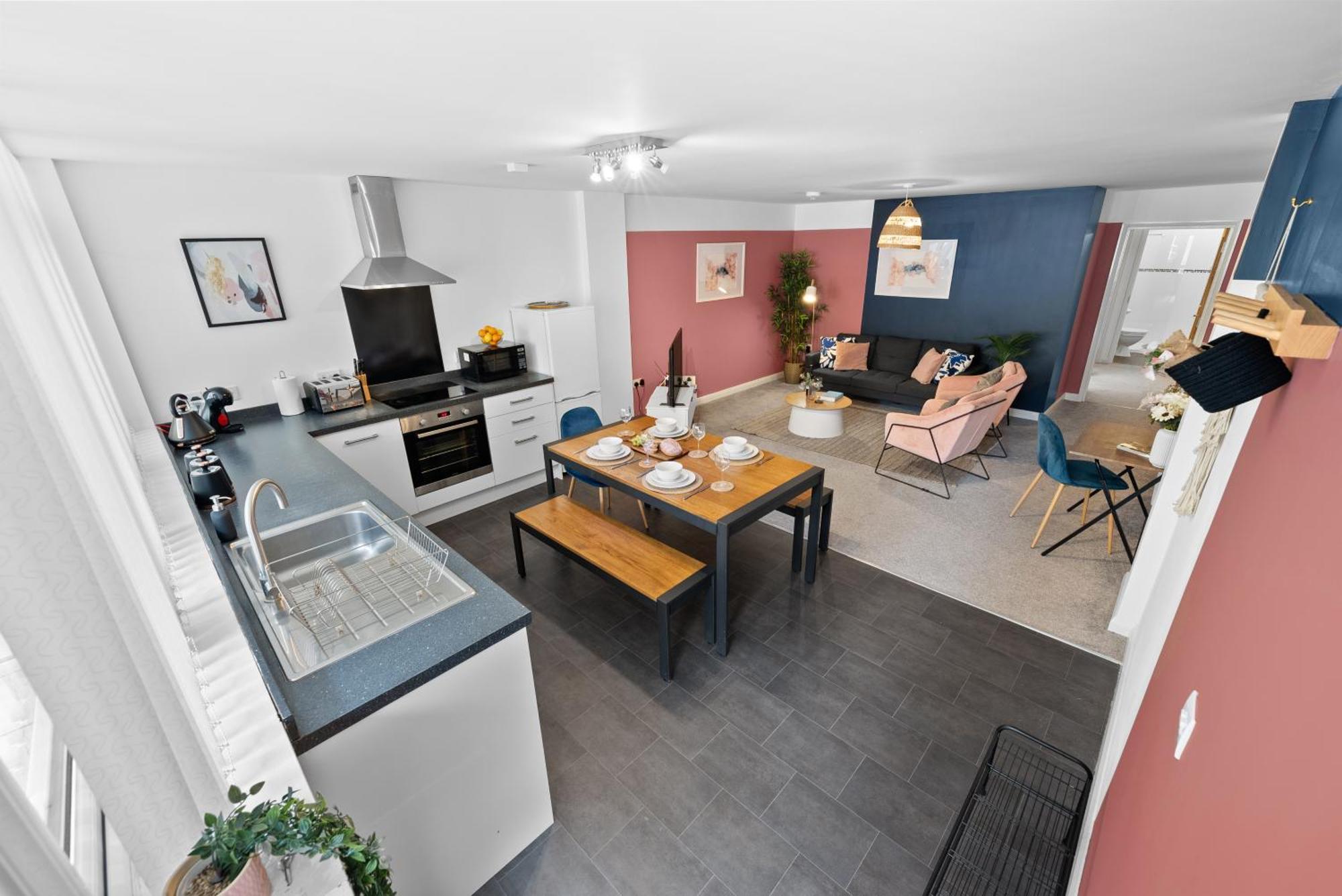 Glevum Lodge - 2 Bedroom Town Centre Apartment Cirencester Extérieur photo
